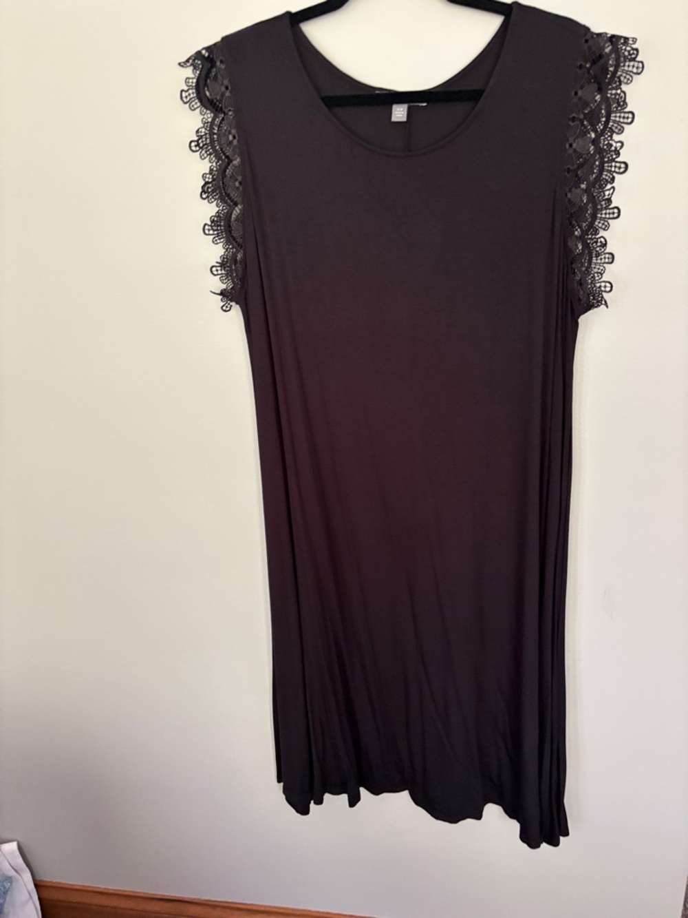 Jessica London Black Midi Dress with Lace Cap Sleeves Never Worn